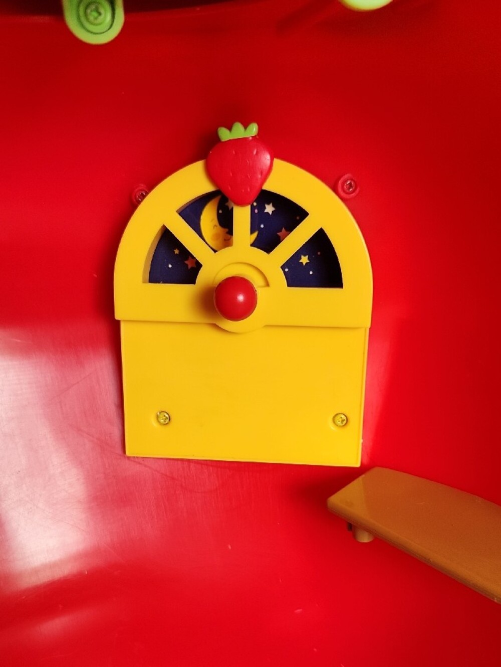 Vtg 2003 Bandai Strawberry Shortcake Berry Happy Home Playset Bed Fashion Closet - Picture 8 of 15